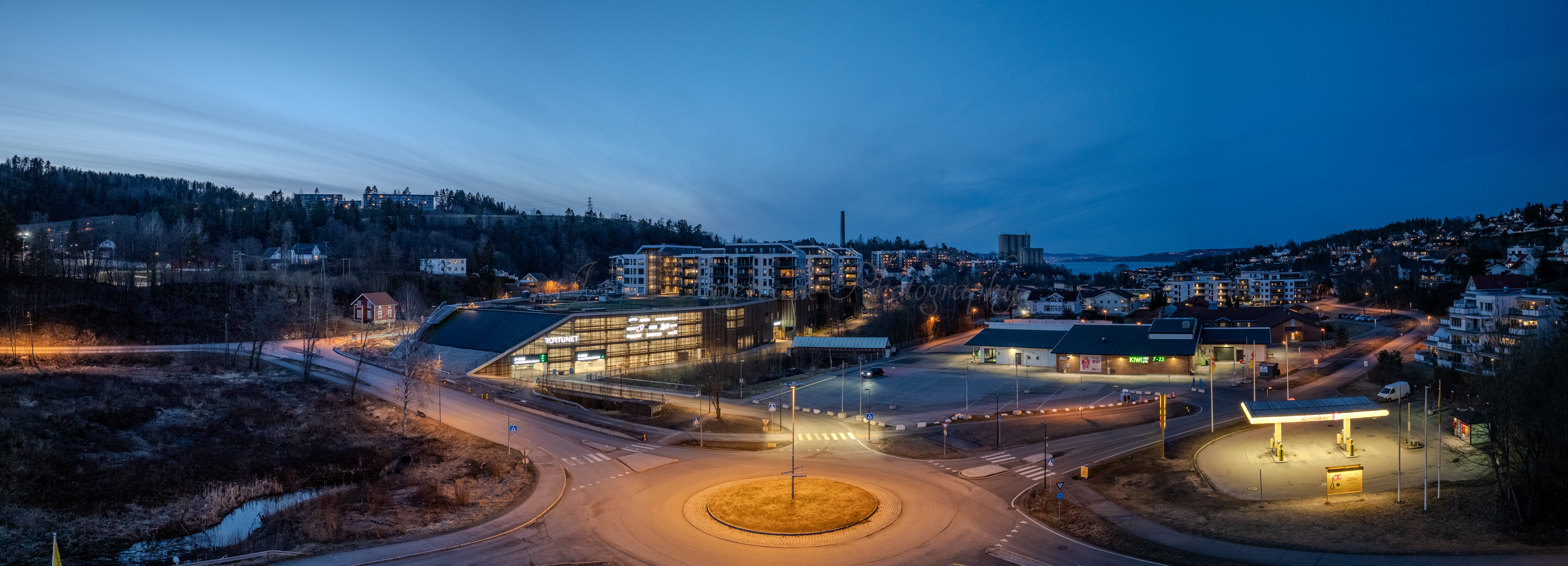 Shopping center seen from upon high