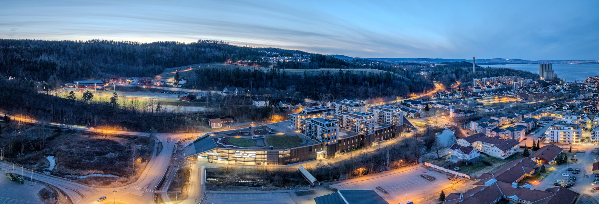 Shopping center seen from upon high