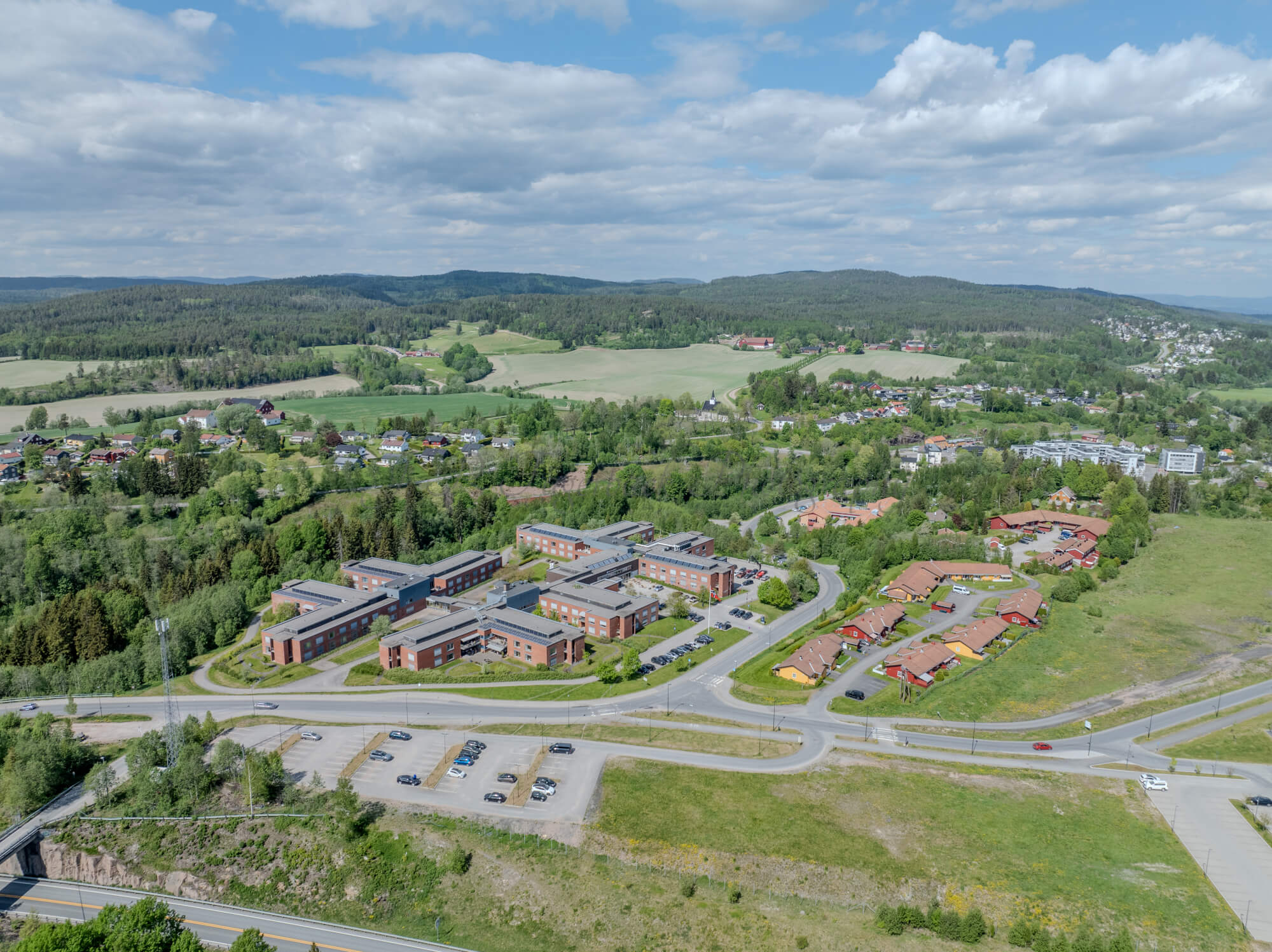 Monomental buildings in a landscape under a blue sky